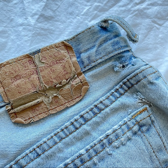 Levi cutoff denim shorts - Picture 3 of 3